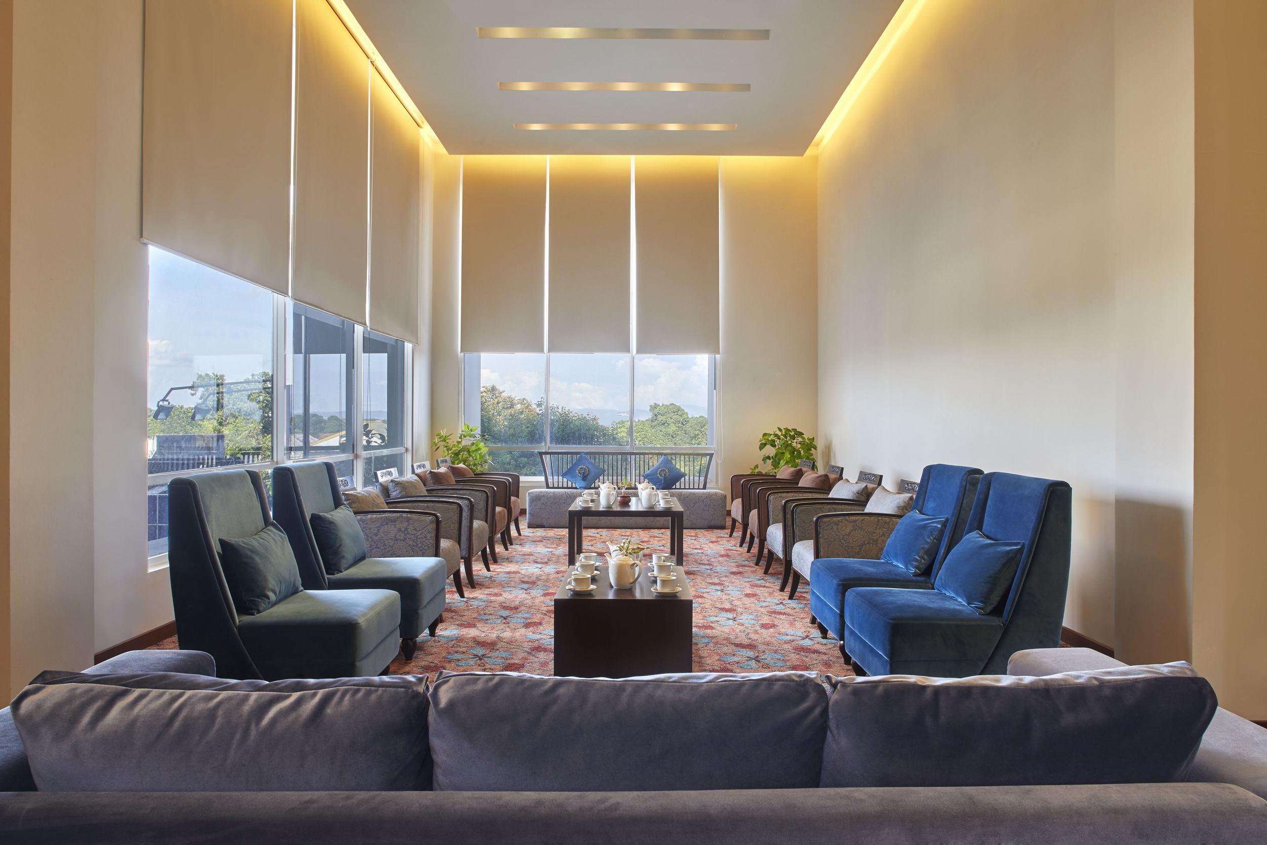 فندق جامبولوك ماليوبورو يوجياكارتا يوغياكارتا المظهر الخارجي الصورة The Club Lounge at the hotel