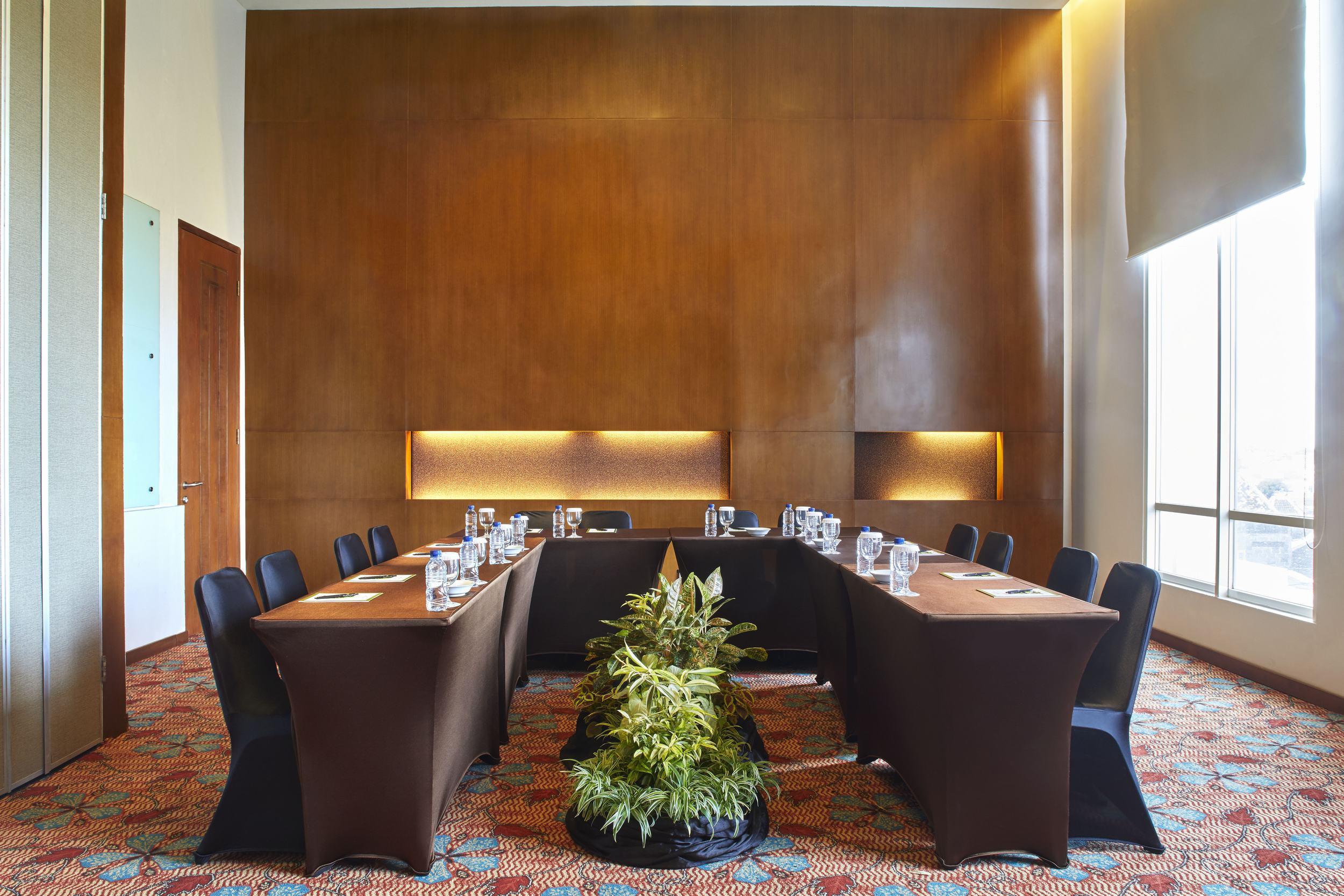فندق جامبولوك ماليوبورو يوجياكارتا يوغياكارتا المظهر الخارجي الصورة Meeting room