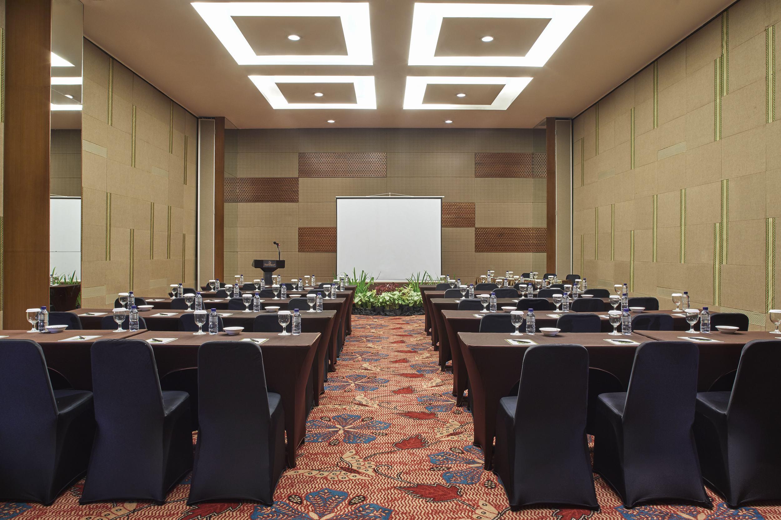 فندق جامبولوك ماليوبورو يوجياكارتا يوغياكارتا المظهر الخارجي الصورة Meeting room