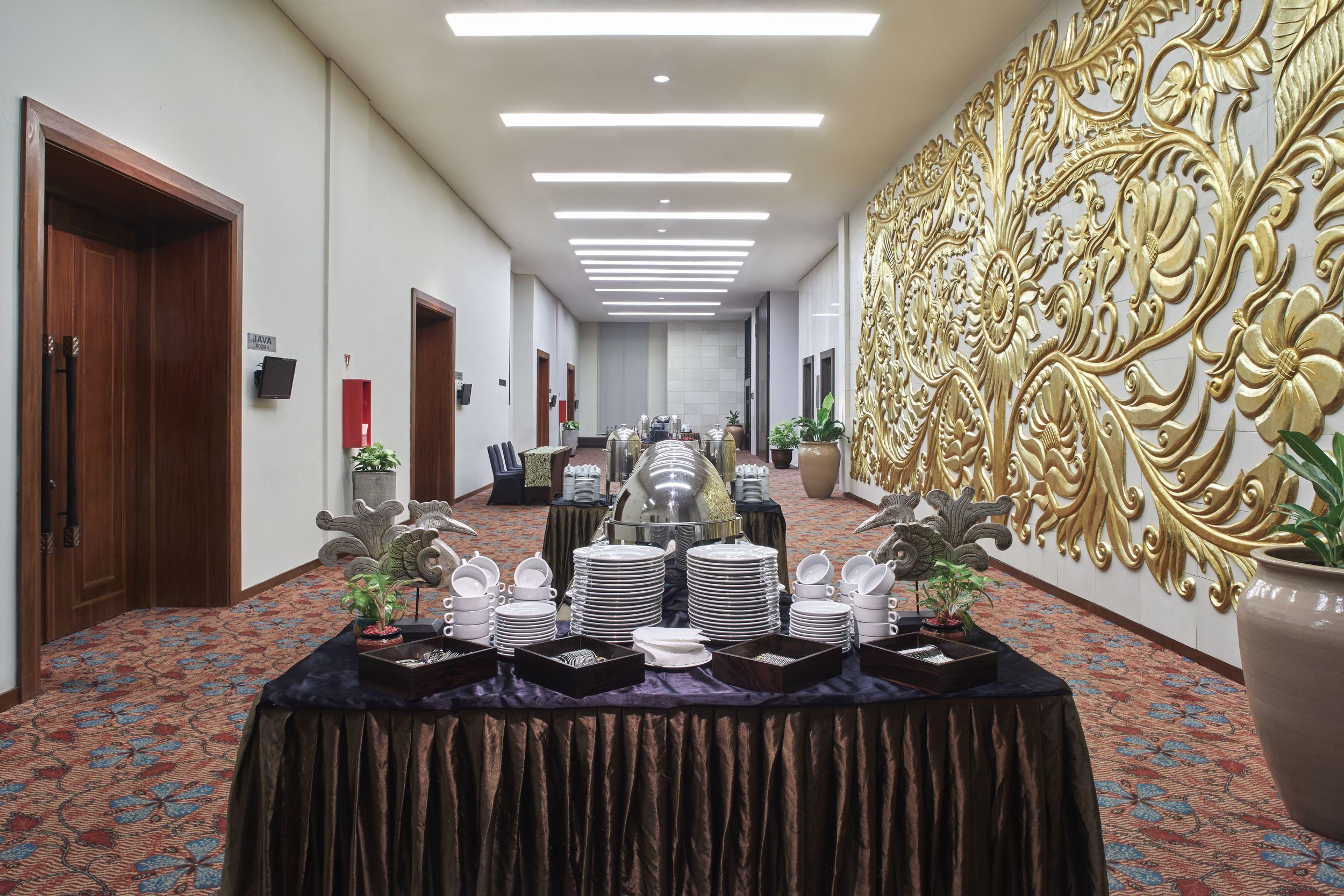 فندق جامبولوك ماليوبورو يوجياكارتا يوغياكارتا المظهر الخارجي الصورة The interior of the hotel