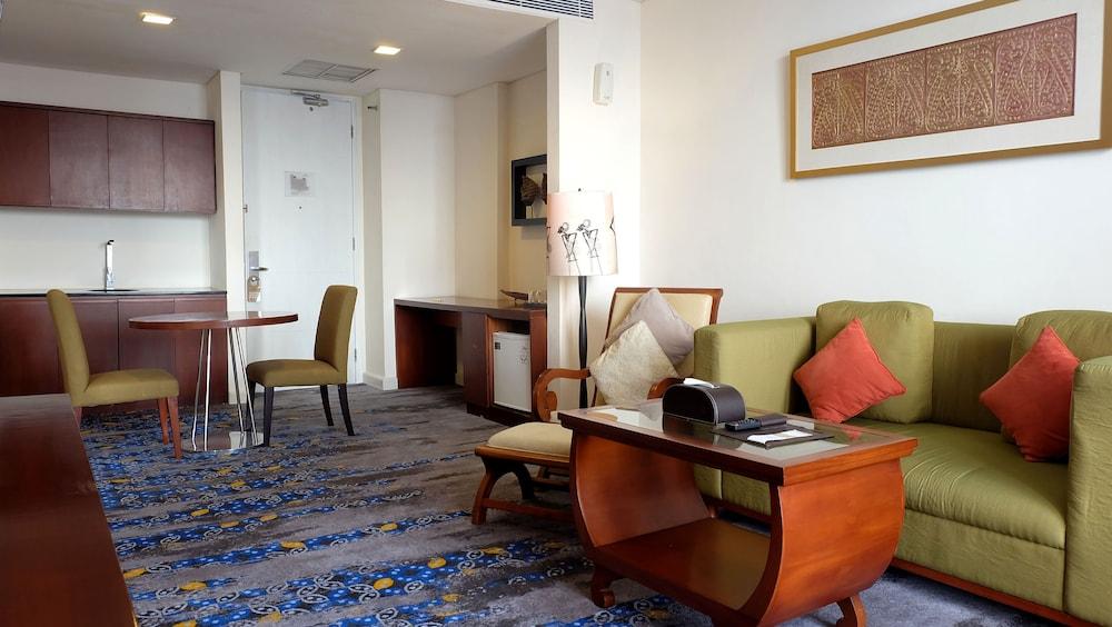 فندق جامبولوك ماليوبورو يوجياكارتا يوغياكارتا المظهر الخارجي الصورة A suite at the hotel